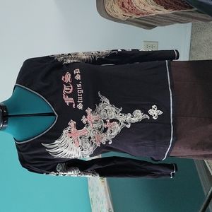 Harley Davidson shirt right from Sturgis, could not try it on and it doesn't fit